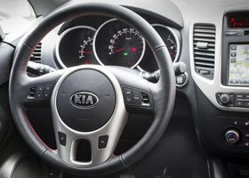 Kia Venga 2015 на тест-драйве, фото 10