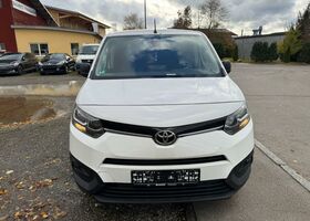 Тойота Proace Verso 2024 у Європі на Automoto.ua Білий Тойота Proace Verso, об'ємом двигуна 1.5 л та пробігом 140 тис. км за 12999 $, фото 2 на Automoto.ua