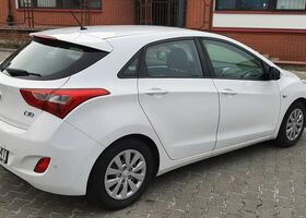 Хендай i30, об'ємом двигуна 1.58 л та пробігом 282 тис. км за 5832 $, фото 2 на Automoto.ua