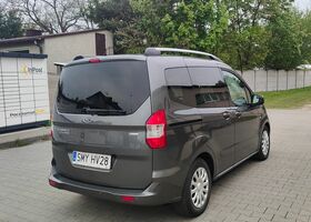 Форд Tourneo Courier, объемом двигателя 1 л и пробегом 133 тыс. км за 7322 $, фото 8 на Automoto.ua