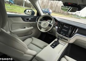 Вольво V60 Cross Country, объемом двигателя 1.97 л и пробегом 150 тыс. км за 24795 $, фото 3 на Automoto.ua