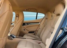 Чорний Порше Panamera, об'ємом двигуна 3.61 л та пробігом 95 тис. км за 36491 $, фото 5 на Automoto.ua