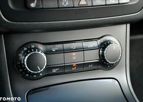 Мерседес Б-клас 2014 у Європі на Automoto.ua Білий Мерседес Б-клас, об'ємом двигуна 2.14 л та пробігом 206 тис. км за 9662 $, фото 33 на Automoto.ua
