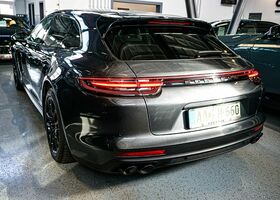 Сірий Порше Panamera, об'ємом двигуна 2.89 л та пробігом 72 тис. км за 93376 $, фото 3 на Automoto.ua