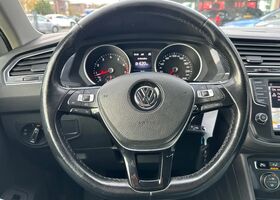 Фольксваген Тігуан 2016 у Європі на Automoto.ua Білий Фольксваген Тігуан, об'ємом двигуна 1.4 л та пробігом 164 тис. км за 17475 $, фото 10 на Automoto.ua