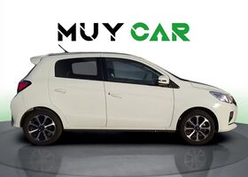 Мицубиси Спейс Стар 2021 в Европе на Automoto.ua Белый Мицубиси Спейс Стар, объемом двигателя 1.19 л и пробегом 15 тыс. км за 14552 $, фото 7 на Automoto.ua