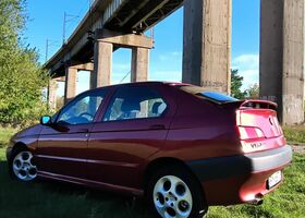 Альфа Ромео 146 1998 в Европе на Automoto.ua Альфа Ромео 146, объемом двигателя 1 л и пробегом 179 тыс. км за 2398 $, фото 3 на Automoto.ua