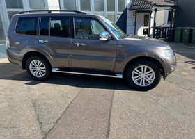 Міцубісі Паджеро 2017 у Європі на Automoto.ua Коричневий Міцубісі Паджеро, об'ємом двигуна 3.2 л та пробігом 140 тис. км за 40632 $, фото 16 на Automoto.ua