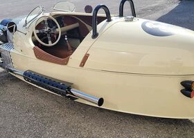 Белый Морган 3-Wheeler, объемом двигателя 2 л и пробегом 24 тыс. км за 62971 $, фото 5 на Automoto.ua