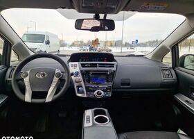 Тойота Prius Plus, об'ємом двигуна 1.8 л та пробігом 186 тис. км за 15443 $, фото 5 на Automoto.ua