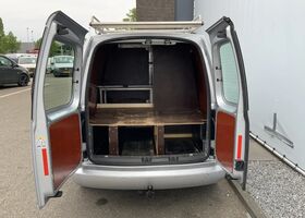 Фольксваген Кадди 2015 в Европе на Automoto.ua Серебряный Фольксваген Кадди, объемом двигателя 1.6 л и пробегом 240 тыс. км за 9595 $, фото 9 на Automoto.ua