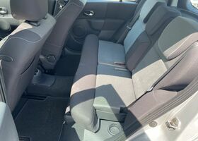 Рено Модус 2006 у Європі на Automoto.ua Сірий Рено Модус, об'ємом двигуна 1.15 л та пробігом 104 тис. км за 3842 $, фото 10 на Automoto.ua