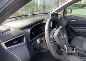 Тойота Corolla Cross 2025 в Европе на Automoto.ua Белый Тойота Corolla Cross, объемом двигателя 1.8 л и пробегом 0 тыс. км за 39044 $, фото 13 на Automoto.ua