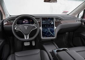 Tesla Model X 2016 на тест-драйве, фото 8