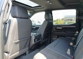 Шевроле Сильверадо 2024 в Европе на Automoto.ua Черный Шевроле Сильверадо, объемом двигателя 6.16 л и пробегом 30 тыс. км за 93702 $, фото 13 на Automoto.ua