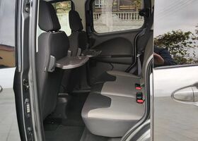 Форд Tourneo Courier, объемом двигателя 1 л и пробегом 133 тыс. км за 7322 $, фото 12 на Automoto.ua