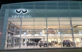 Логотип Ліга Люкс INFINITI