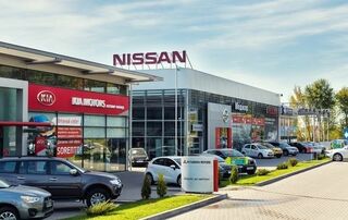 Автосалон Автомир Fiat Логотип Автомир Fiat