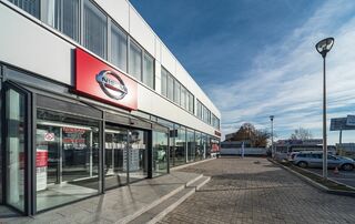 Автосалон Автоцентр Белая Церковь Nissan Логотип Автоцентр Белая Церковь Nissan