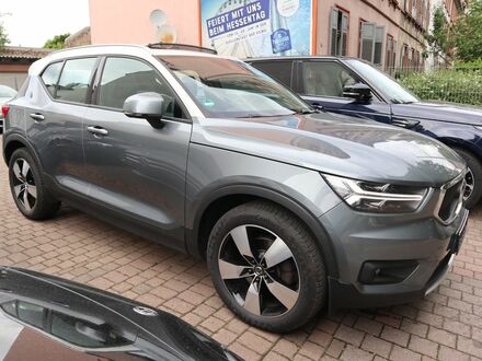 Вольво XC40 2019 в Европе на Automoto.ua Серый Вольво XC40, объемом двигателя 1.97 л и пробегом 93 тыс. км за 30282 $, фото 1 на Automoto.ua