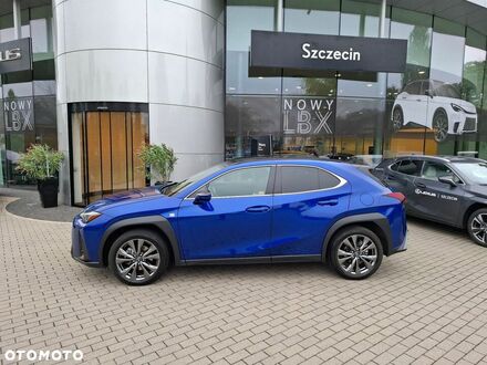Лексус UX 2022 у Європі на Automoto.ua Синій Лексус UX, об'ємом двигуна 1 л та пробігом 32 тис. км за 140900 $, фото 1 на Automoto.ua