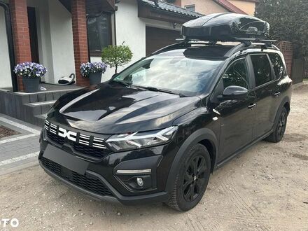 Дачия Jogger 2022 в Европе на Automoto.ua Черный Дачия Jogger, объемом двигателя 1 л и пробегом 20 тыс. км за 15013 $, фото 1 на Automoto.ua