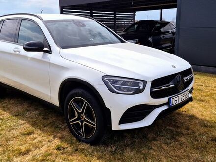 Мерседес ЦЛЦ-класс 2022 в Европе на Automoto.ua Белый Мерседес ЦЛЦ-класс, объемом двигателя 1 л и пробегом 82 тыс. км за 160000 $, фото 1 на Automoto.ua