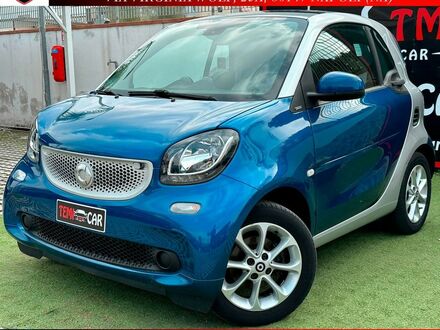 Смарт Fortwo 2017 у Європі на Automoto.ua Синій Смарт Fortwo, об'ємом двигуна 1 л та пробігом 50 тис. км за 15348 $, фото 1 на Automoto.ua