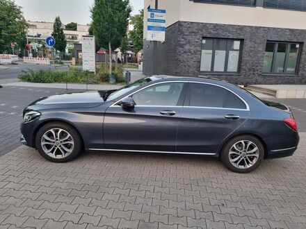 Мерседес Ц 220 2014 у Європі на Automoto.ua Сірий Мерседес Ц 220, об'ємом двигуна 2.14 л та пробігом 172 тис. км за 18884 $, фото 1 на Automoto.ua