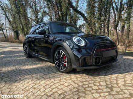 Мини John Cooper Works 2020 в Европе на Automoto.ua Черный Мини John Cooper Works, объемом двигателя 1 л и пробегом 11 тыс. км за 24189 $, фото 1 на Automoto.ua