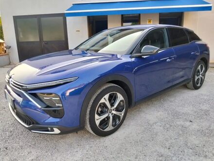 Ситроен С5 2022 в Европе на Automoto.ua Синий Ситроен С5, объемом двигателя 1.2 л и пробегом 20 тыс. км за 23048 $, фото 1 на Automoto.ua