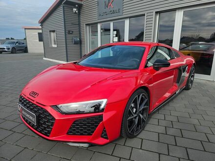 Ауді R8 2024 у Європі на Automoto.ua Червоний Ауді R8, об'ємом двигуна 5.2 л та пробігом 5 тис. км за 164644 $, фото 1 на Automoto.ua