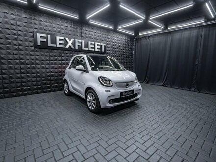 Білий Смарт Fortwo, об'ємом двигуна 1 л та пробігом 40 тис. км за 15750 $, фото 1 на Automoto.ua