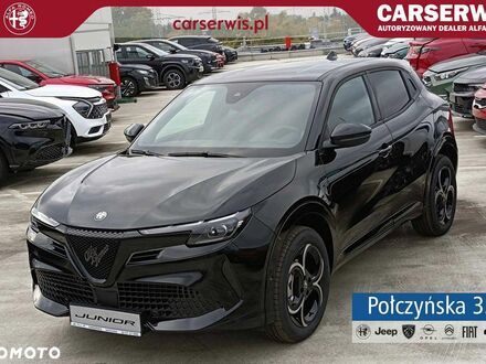 Альфа Ромео Джуніор 2025 у Європі на Automoto.ua Чорний Альфа Ромео Джуніор, об'ємом двигуна 1 л та пробігом 7 тис. км за 35688 $, фото 1 на Automoto.ua