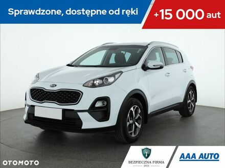 Киа Sportage, объемом двигателя 1.59 л и пробегом 117 тыс. км за 16847 $, фото 1 на Automoto.ua