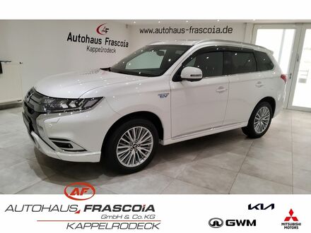 Мицубиси Outlander PHEV 2019 в Европе на Automoto.ua Белый Мицубиси Outlander PHEV, объемом двигателя 2.36 л и пробегом 76 тыс. км за 27192 $, фото 1 на Automoto.ua