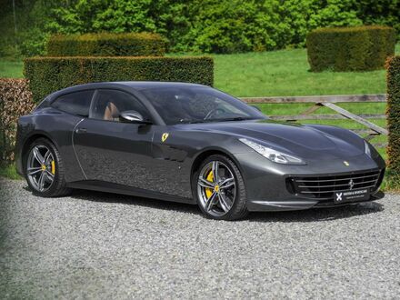 Серый Феррари GTC4 Lusso, объемом двигателя 6.26 л и пробегом 32 тыс. км за 247097 $, фото 1 на Automoto.ua