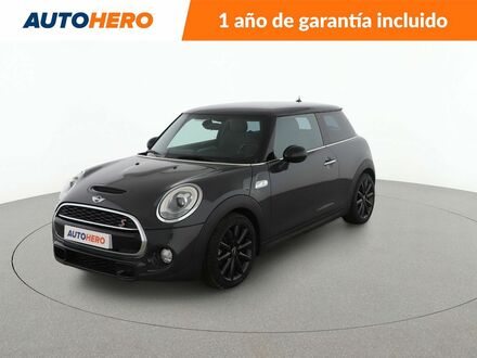 Мини Мини 2017 в Европе на Automoto.ua Серый Мини Мини, объемом двигателя 2 л и пробегом 82 тыс. км за 19010 $, фото 1 на Automoto.ua