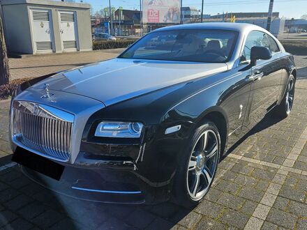 Ролс Ройс Wraith 2014 в Европе на Automoto.ua Черный Ролс Ройс Wraith, объемом двигателя 6.59 л и пробегом 64 тыс. км за 193914 $, фото 1 на Automoto.ua