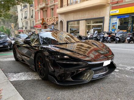 МакЛарен 765 2022 у Європі на Automoto.ua Чорний МакЛарен 765, об'ємом двигуна 0 л та пробігом 4 тис. км за 541982 $, фото 1 на Automoto.ua