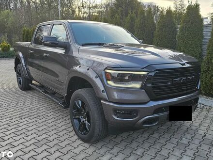 Додж РАМ 2020 в Европе на Automoto.ua Серый Додж РАМ, объемом двигателя 5.65 л и пробегом 98 тыс. км за 229000 $, фото 1 на Automoto.ua