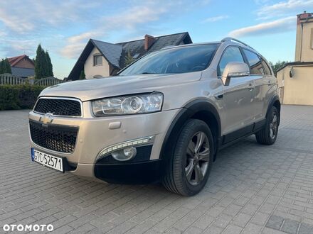 Шевроле Каптіва 2012 у Європі на Automoto.ua Бежевий Шевроле Каптіва, об'ємом двигуна 2.23 л та пробігом 151 тис. км за 8475 $, фото 1 на Automoto.ua