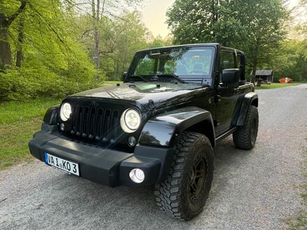 Джип Wrangler 2017 у Європі на Automoto.ua Чорний Джип Wrangler, об'ємом двигуна 2.78 л та пробігом 196 тис. км за 27299 $, фото 1 на Automoto.ua