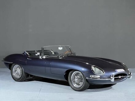 Синій Ягуар E-Type, об'ємом двигуна 0 л та пробігом 603 тис. км за 173770 $, фото 1 на Automoto.ua