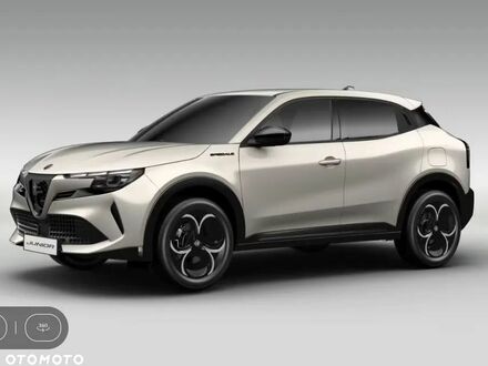 Альфа Ромео Джуніор 2025 у Європі на Automoto.ua Бежевий Альфа Ромео Джуніор, об'ємом двигуна 1 л та пробігом 5 тис. км за 32446 $, фото 1 на Automoto.ua