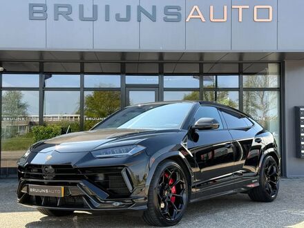 Ламборджини Урус 2024 в Европе на Automoto.ua Черный Ламборджини Урус, объемом двигателя 4 л и пробегом 12 тыс. км за 478743 $, фото 1 на Automoto.ua