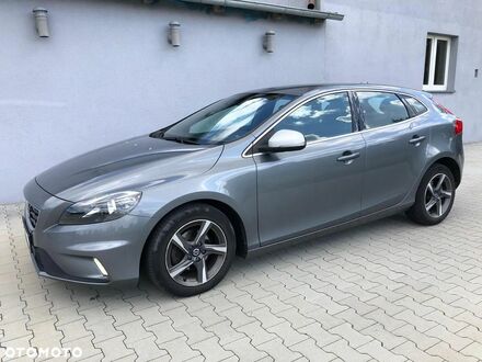 Вольво V40, об'ємом двигуна 1.97 л та пробігом 215 тис. км за 9611 $, фото 1 на Automoto.ua