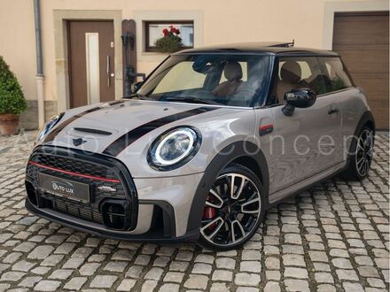 Мини John Cooper Works 2022 в Европе на Automoto.ua Серый Мини John Cooper Works, объемом двигателя 2 л и пробегом 34 тыс. км за 39694 $, фото 1 на Automoto.ua