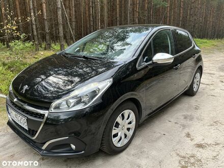 Пежо 208, об'ємом двигуна 1.2 л та пробігом 185 тис. км за 5832 $, фото 1 на Automoto.ua