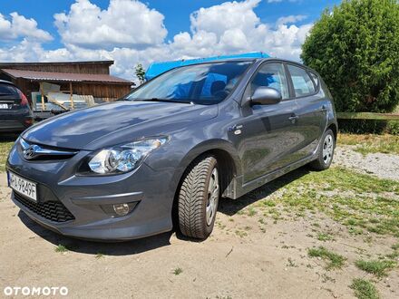 Хендай i30, объемом двигателя 1.4 л и пробегом 188 тыс. км за 4644 $, фото 1 на Automoto.ua